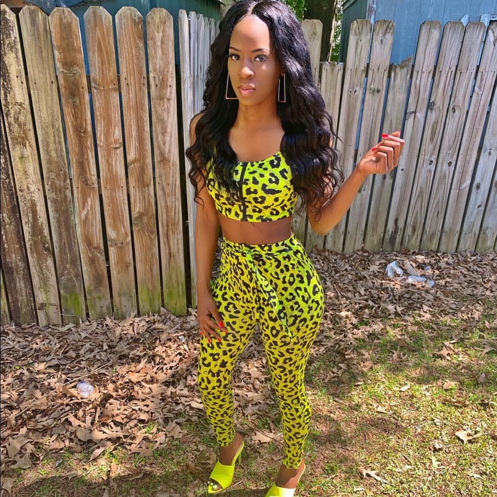 Two Piece Set - image 1